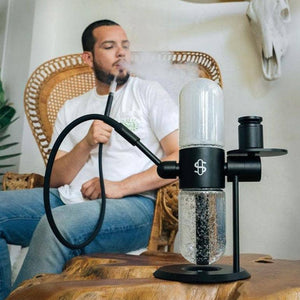 Stundenglass Gravity Bong en utilisation